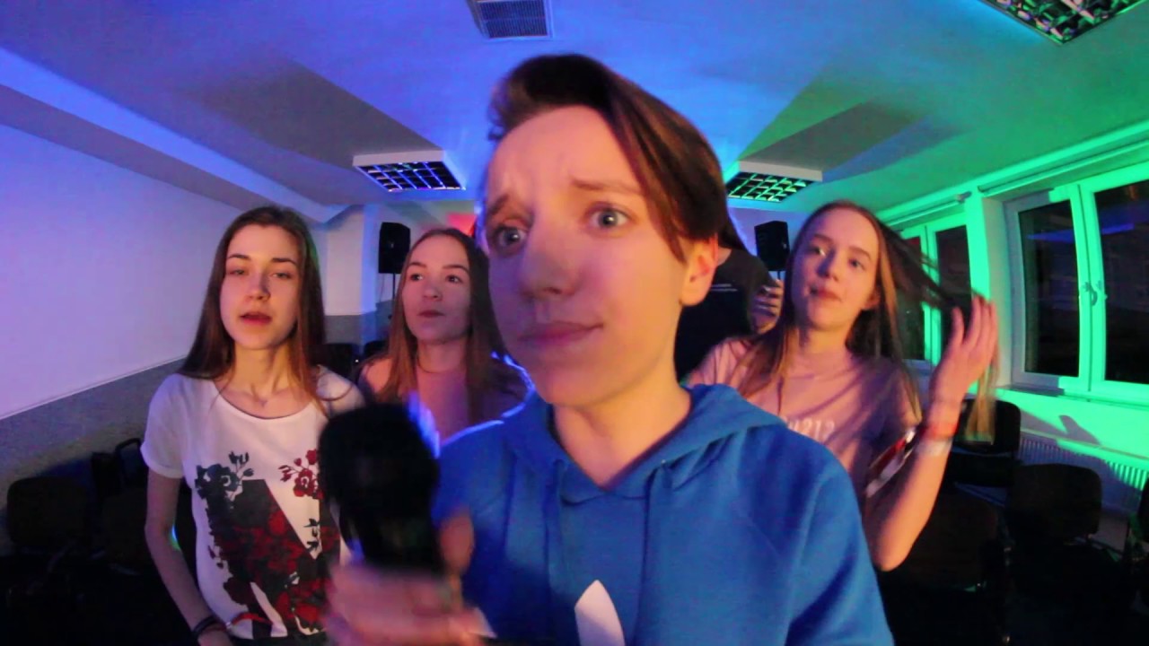 Lip sync 