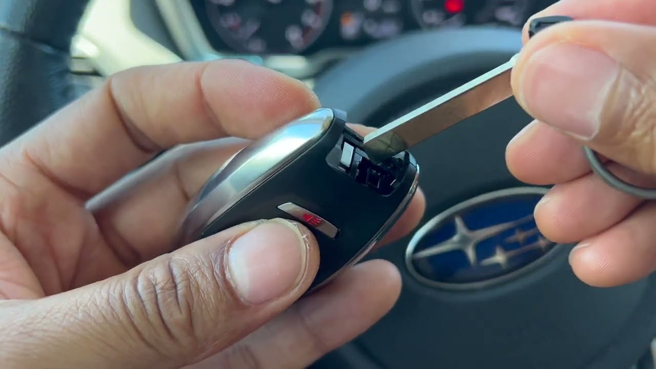 Subaru Outback - How to Remove Physical Key From Key Fob