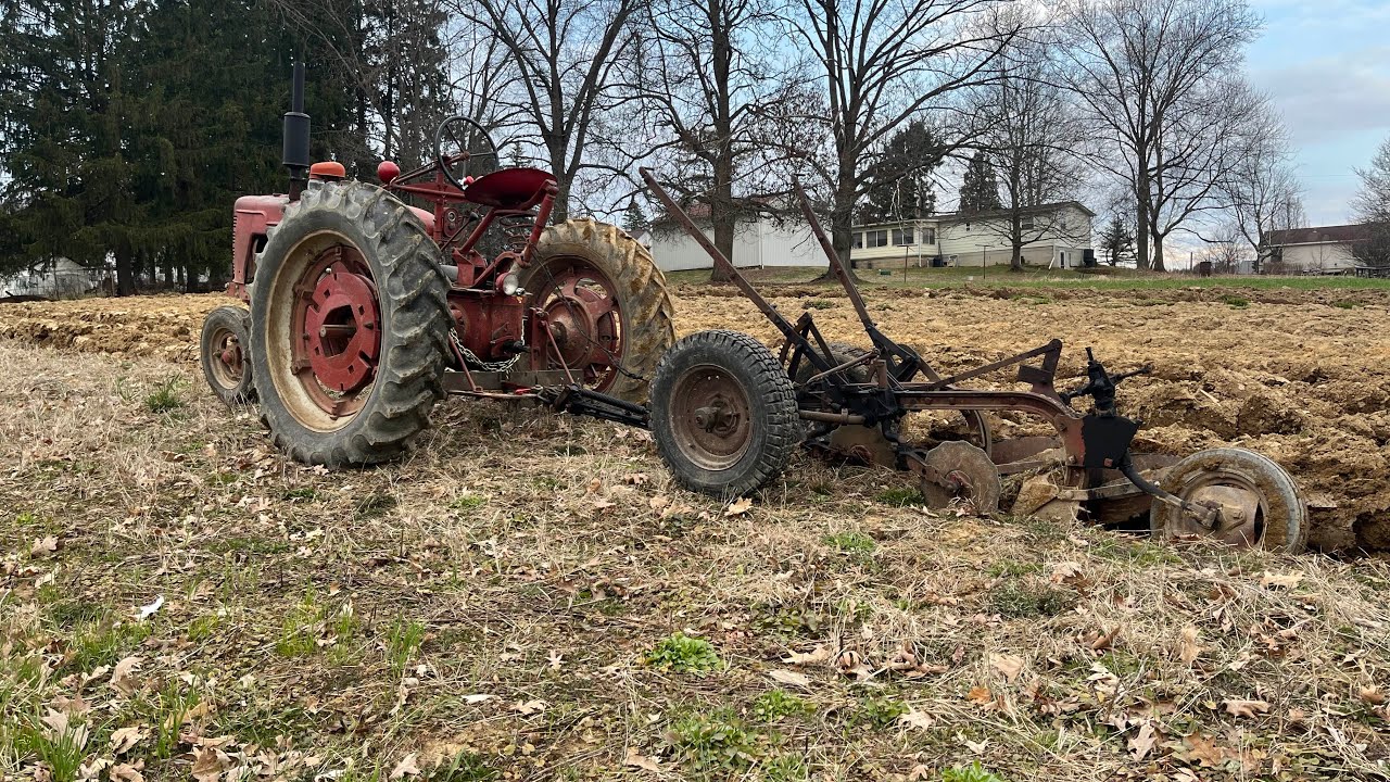 Spring is Here! Plowing with The Farmall H.