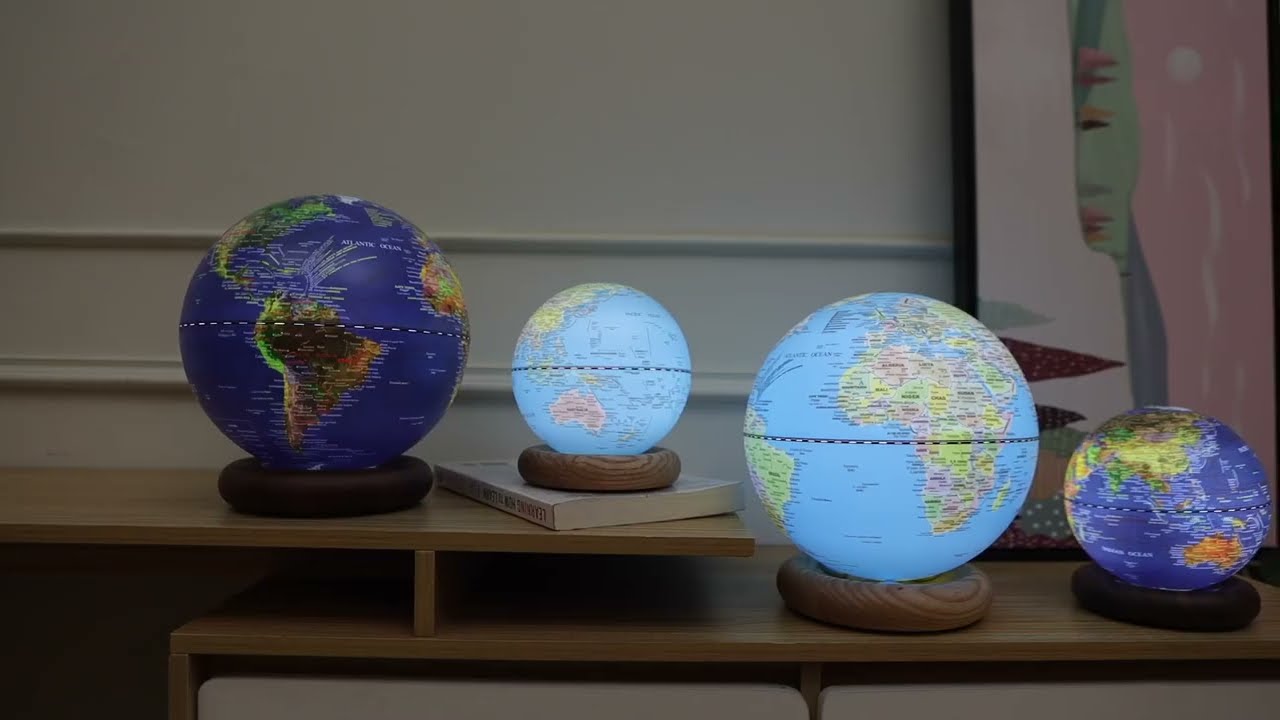 Gingko AtlasGlobe Lamp