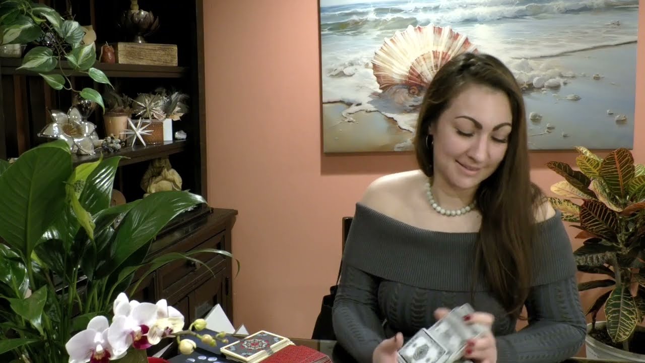 Capricorn- Healing Thru Heart-to-Heart Communication Leads to the Breakthrough *Mid Feb Reading*