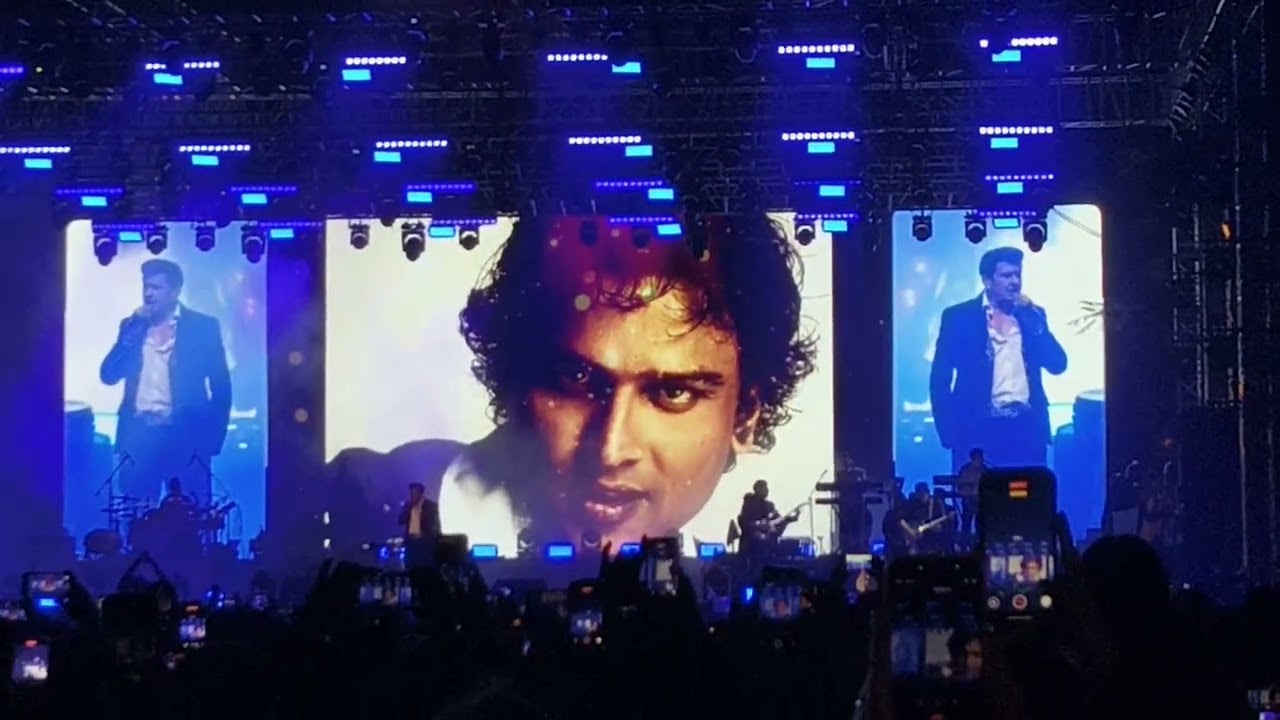 Sonu nigam sings 