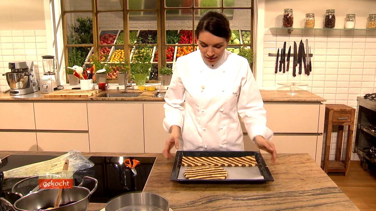 Black & White Schokoladenmousse-Orangentorte (Eveline Wild)