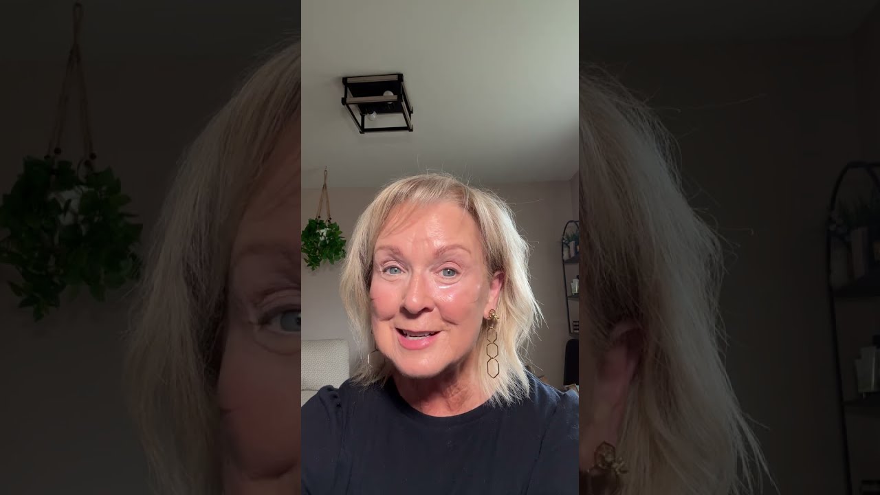 Let’s Talk About A Soft Eye and Cheek Trend (And How To Tweak It For A Pro Aging Mature Look!)