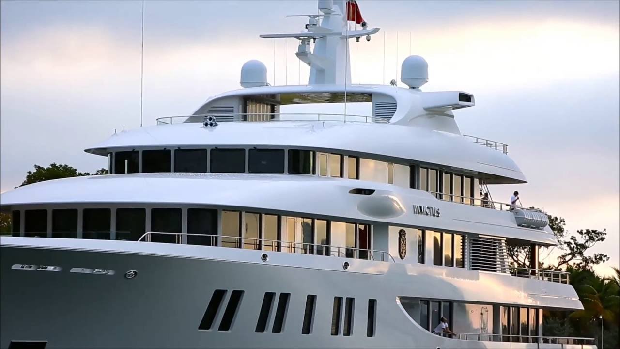 INVICTUS Superyacht in Miami