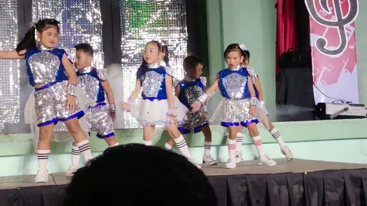 CCEL MUSICAL DANCE PERFORMANCE 'KINDER'