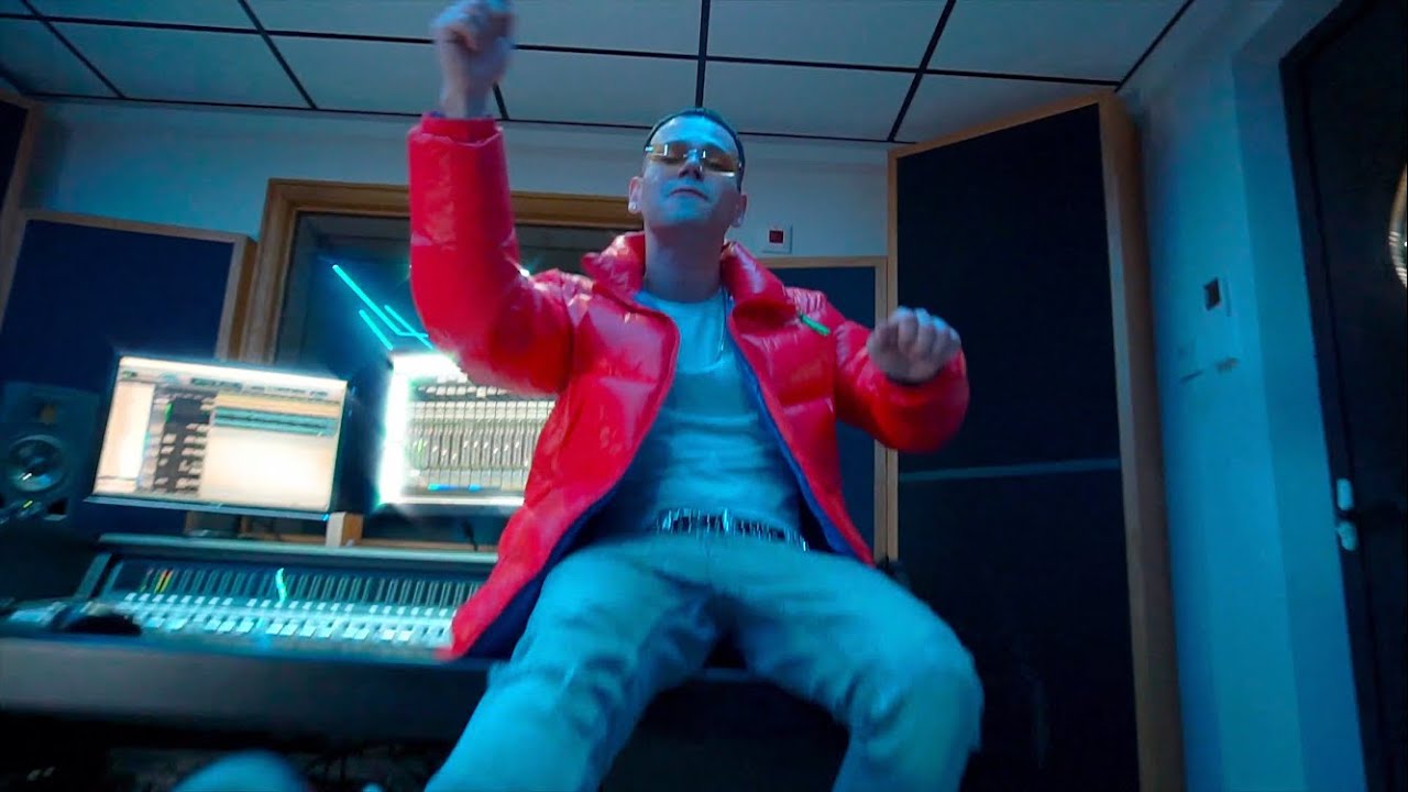 KolomB - Atención [Official Músic Video] Film by @smuzz.g