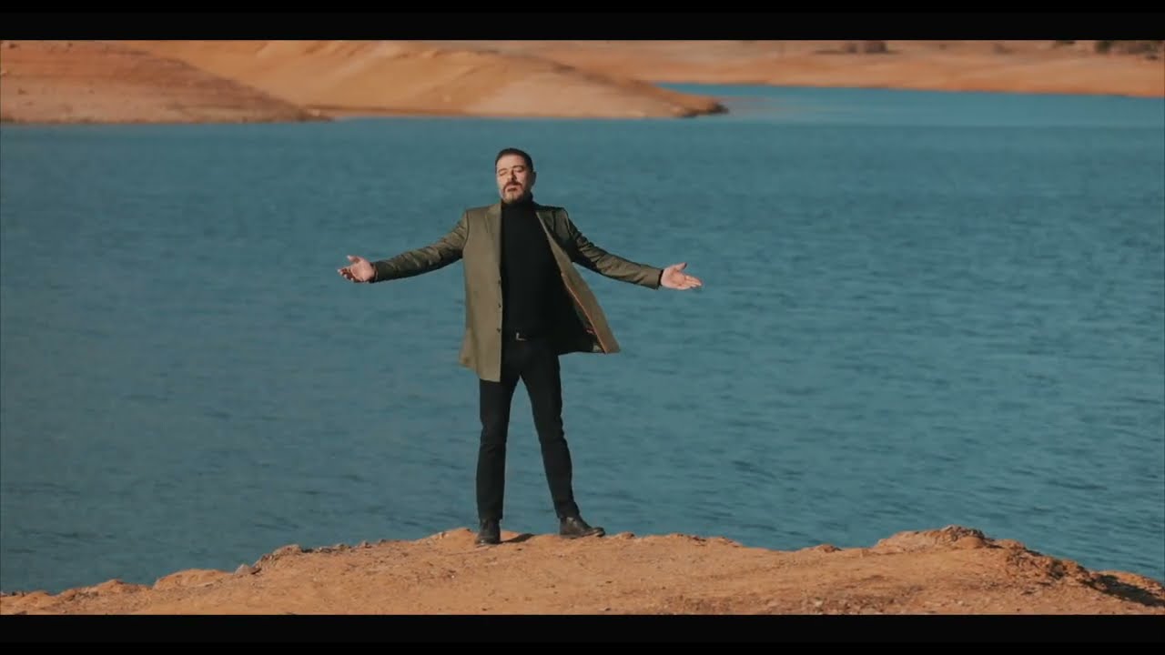 Efe Güngör - Gelir Gelir