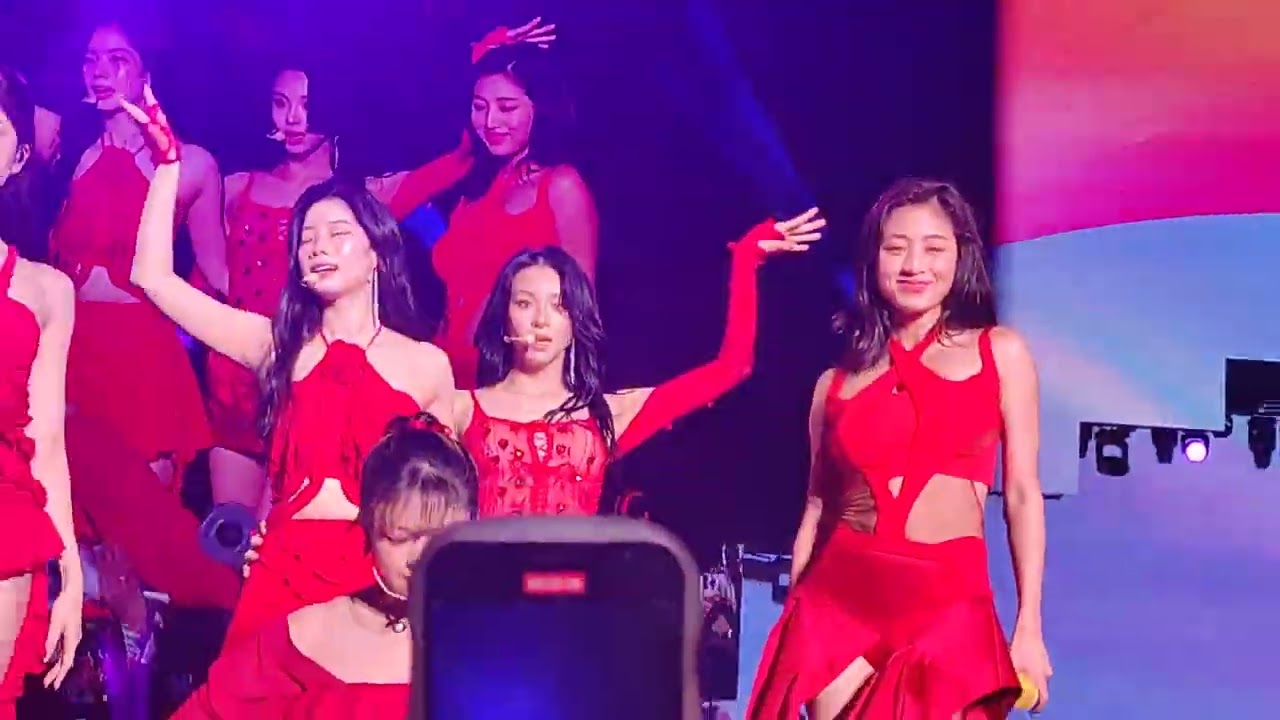 [240206] MOONLIGHT SUNRISE/BRAVE - TWICE 5TH WORLD TOUR READY TO BE in São Paulo