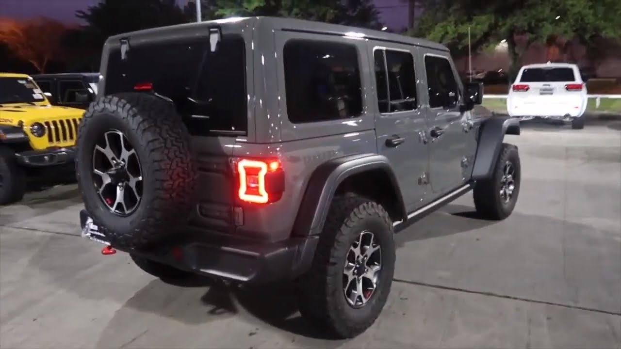 REVIEWING THE ALL NEW 2020 JEEP WRANGLER JL 4 DOOR UNLIMITED RUBICON STING GRAY LED