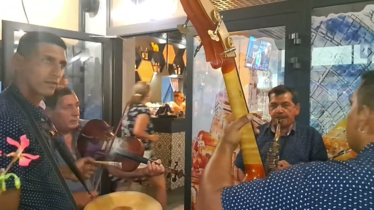 JARKO HUNKOVCE  STUDIO...Gipsy Perla  Bardejovsky Jarmok..2022