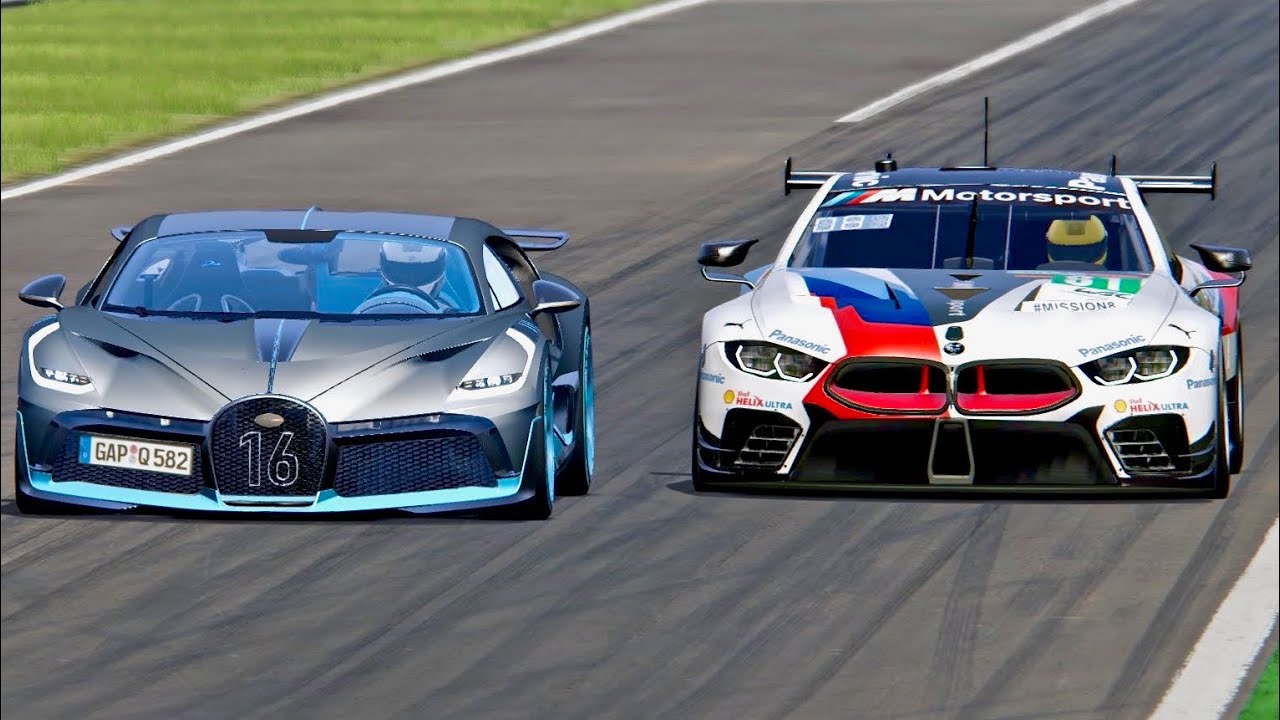 Bugatti Divo vs BMW M8 GTE - Monza