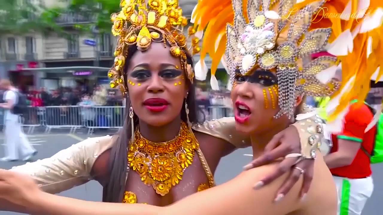 Les Danseuses d'Or et la Batucada Misto Quente au Carnaval tropical de paris JO RIO 2016