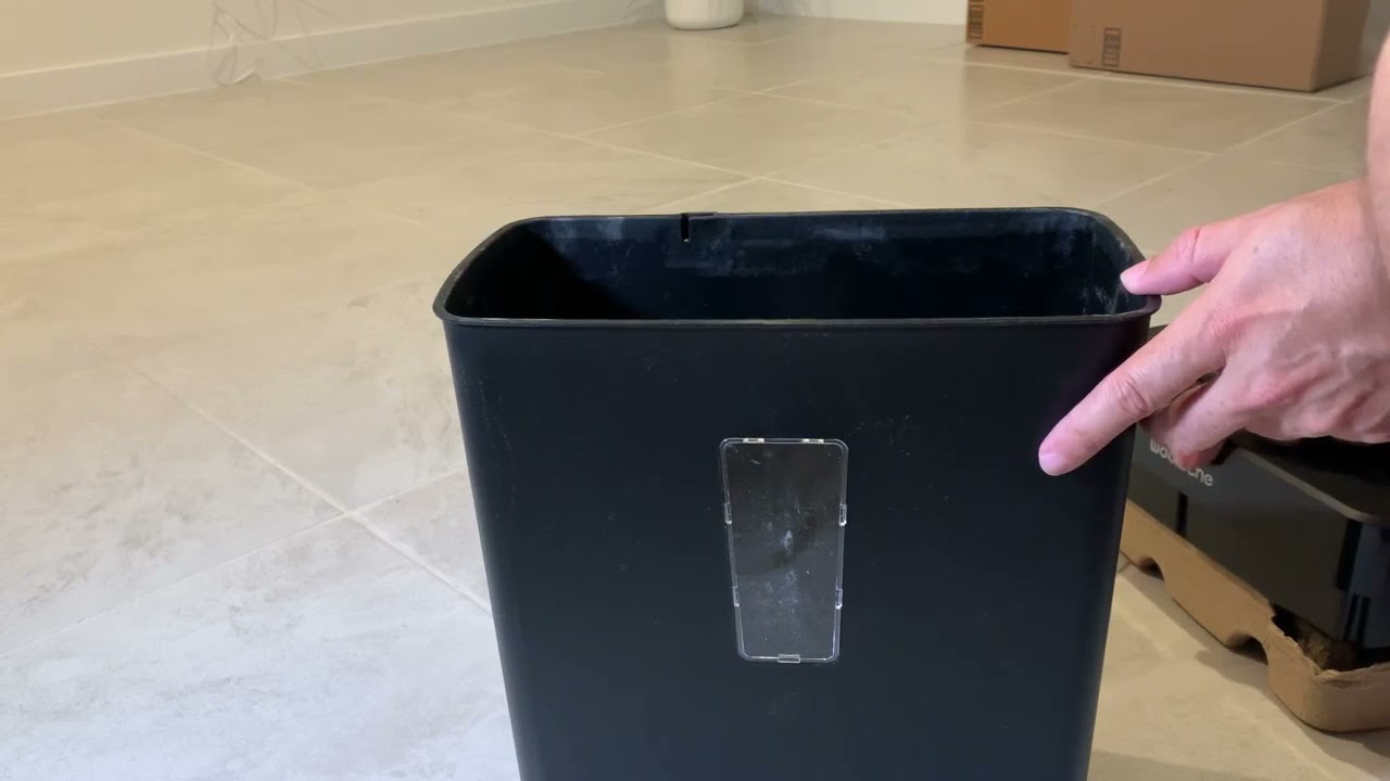 Woolsche CD222P 8 Sheet Cross Cut Paper Shredder, Great paper shredder  I works with credit cards an