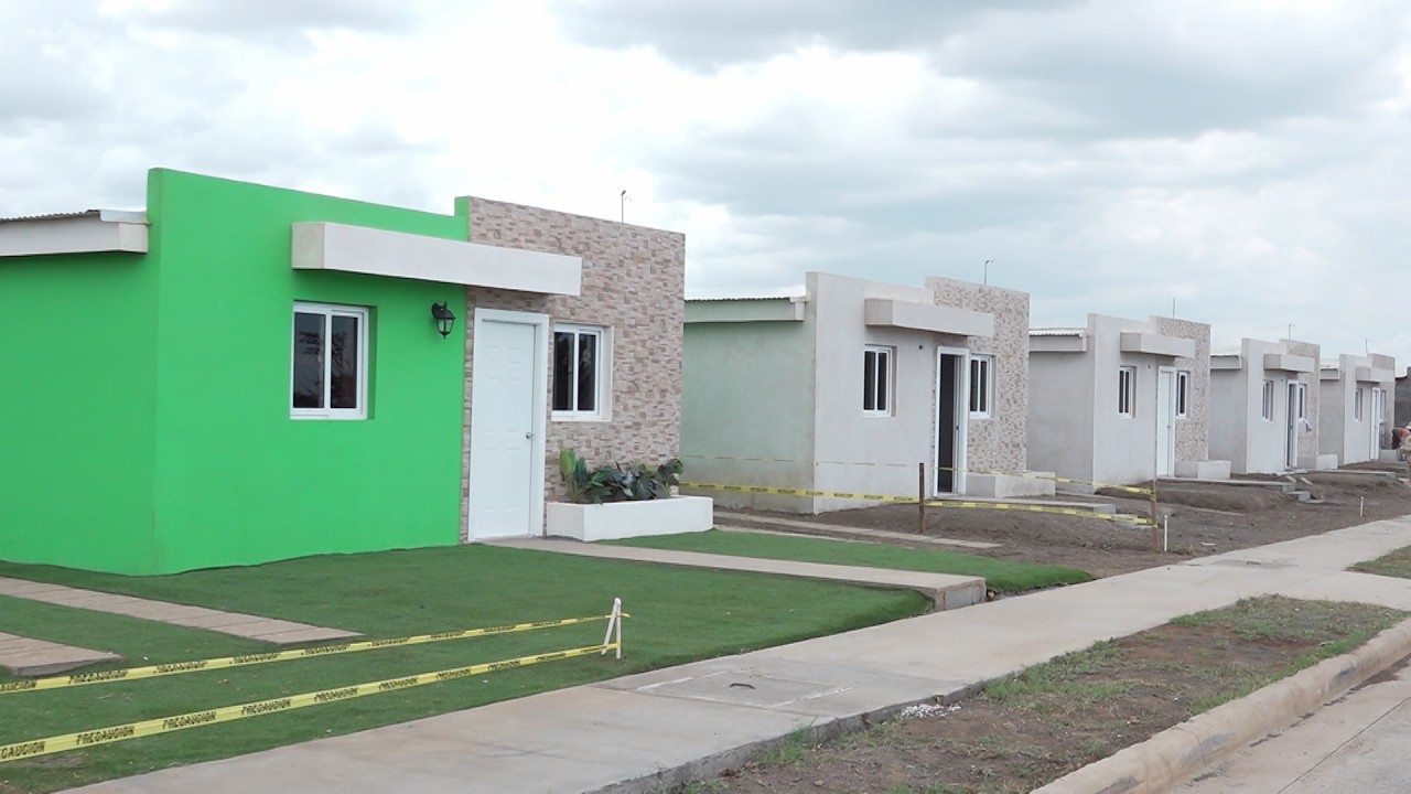 Presentan modelos de viviendas del Residencial Las Madres