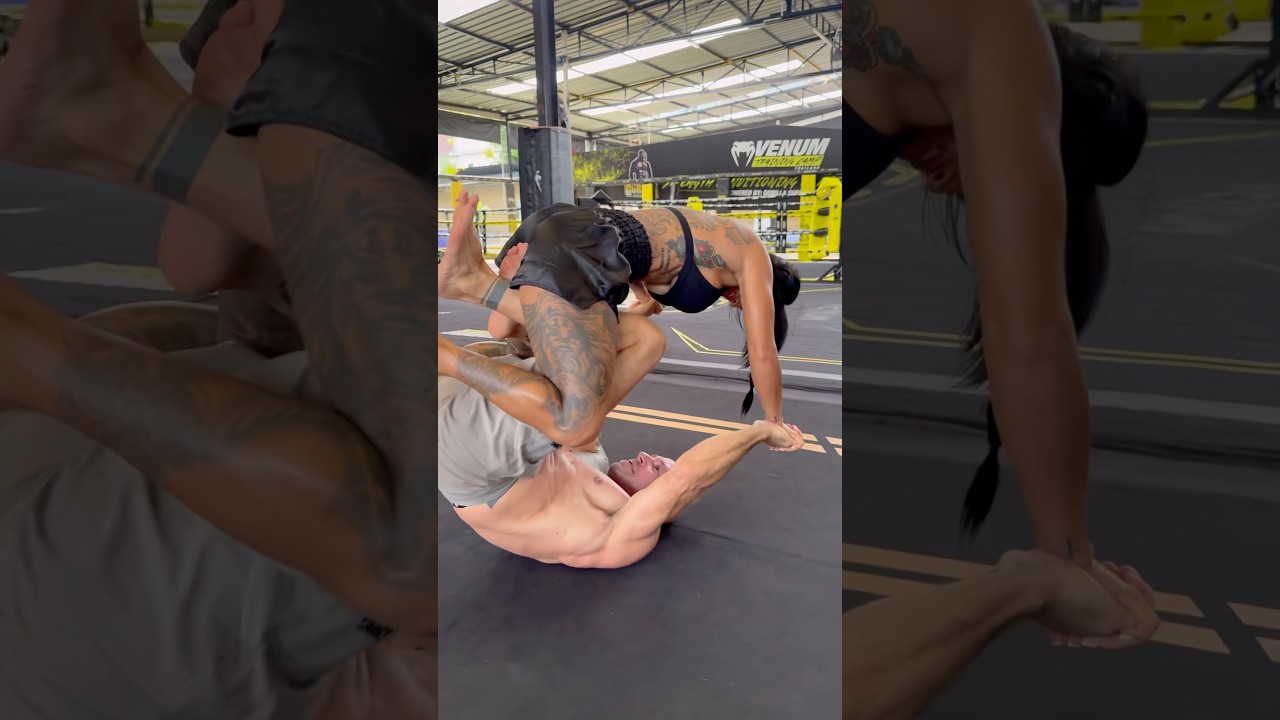 Warning: Guard your neck.🥊⚠️  insta:sweet.blackangelvix tiktok:blackangel_rose 