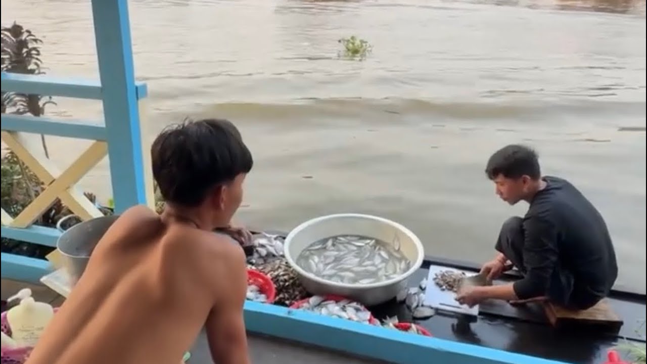 កំភ្លាញភ្លុកនៅខាងបងប្អូនមួយគីឡូប៉ុន្មានដែរ បើនៅខាងនាងខ្ញុំមួយគីឡូតែ២០០០៛ទេ