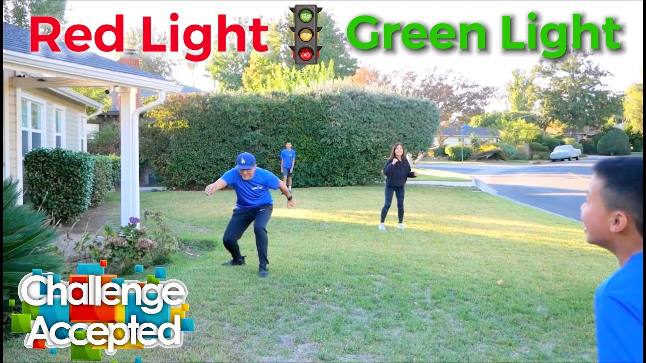 RED LIGHT GREEN LIGHT GAME  (CBMC Kids Church Worship)