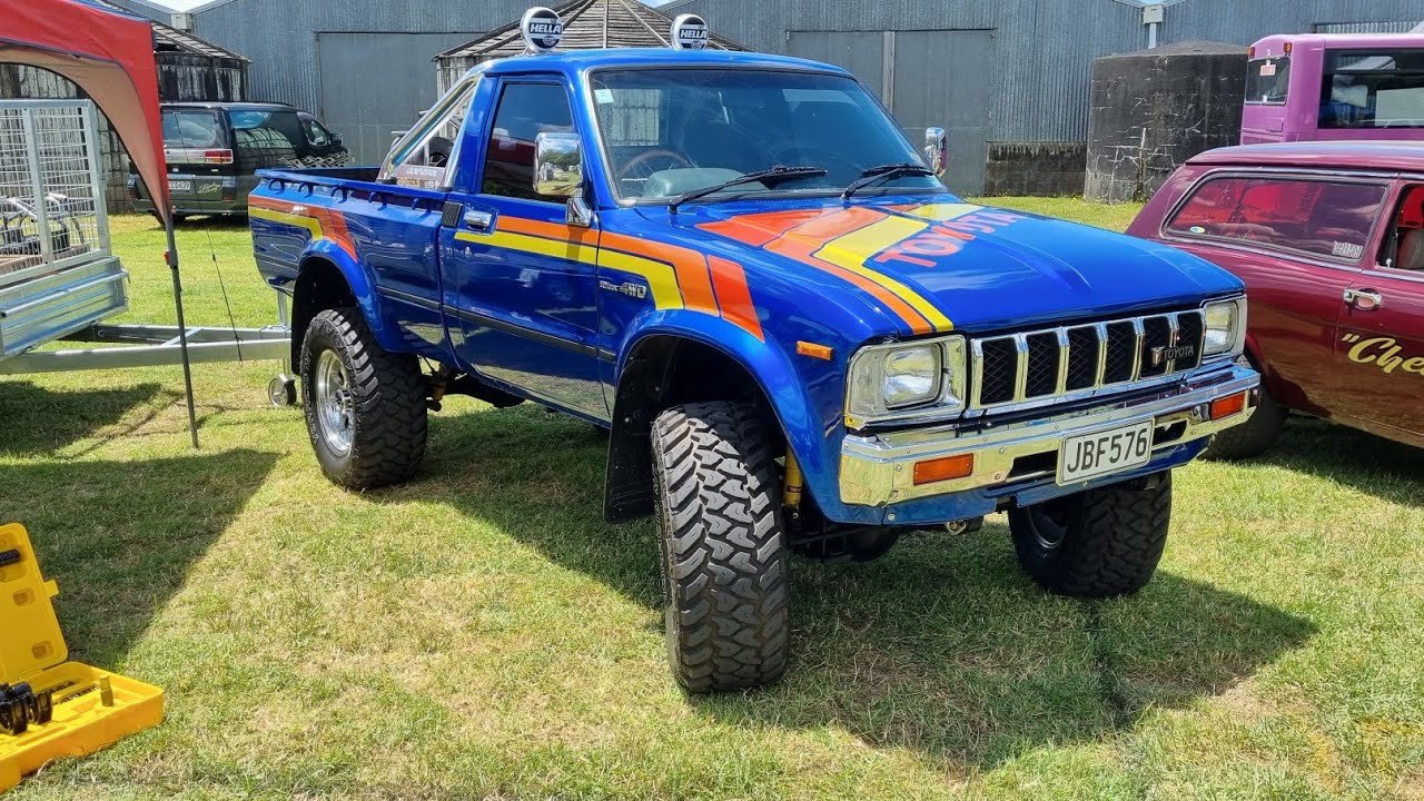 1982 Toyota Hilux 4x4 V8 Lexus motor