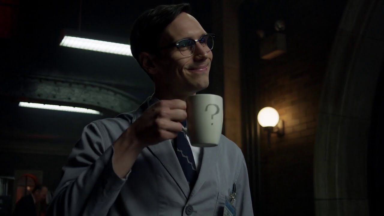 Everything Geek Podcast Special Guest Interview- Cory Michael Smith