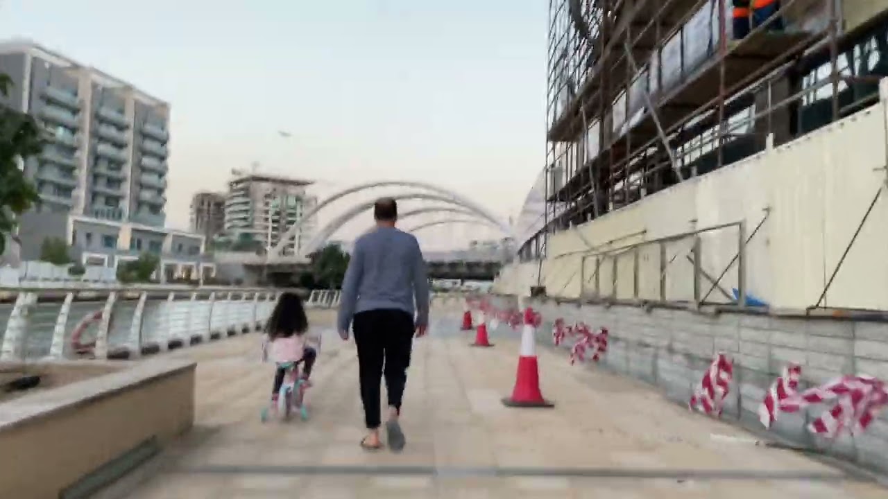 🚴‍♂️ Morning Cycle Ride at Al Raha Beach | Scenic Abu Dhabi Waterfront 🌅🇦🇪