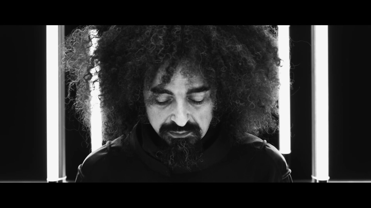 CAPAREZZA - PROSOPAGNOSIA FEAT. JOHN DE LEO