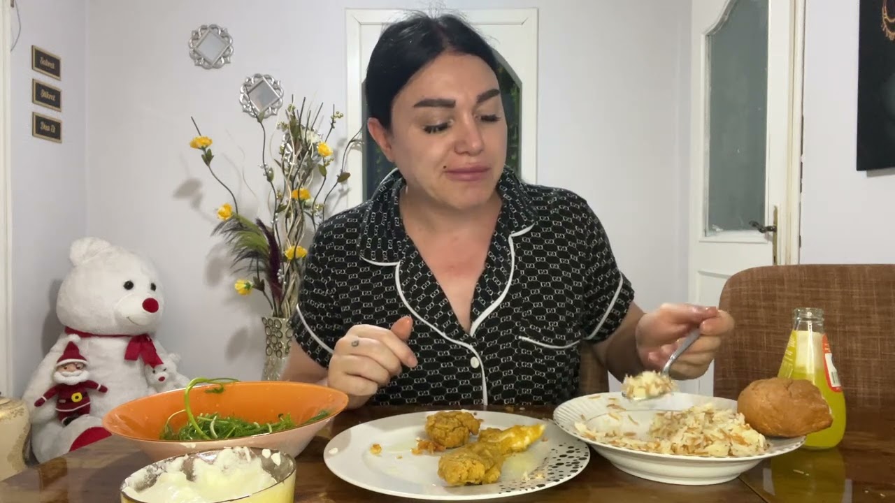 Bimden çıtır tavuk aldım süper #mukbang