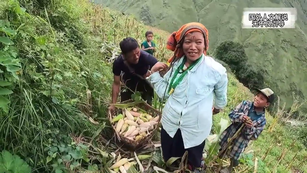 德才嫂生气了，打电话骂骂咧咧，吓得德才叔的腿直打哆嗦。