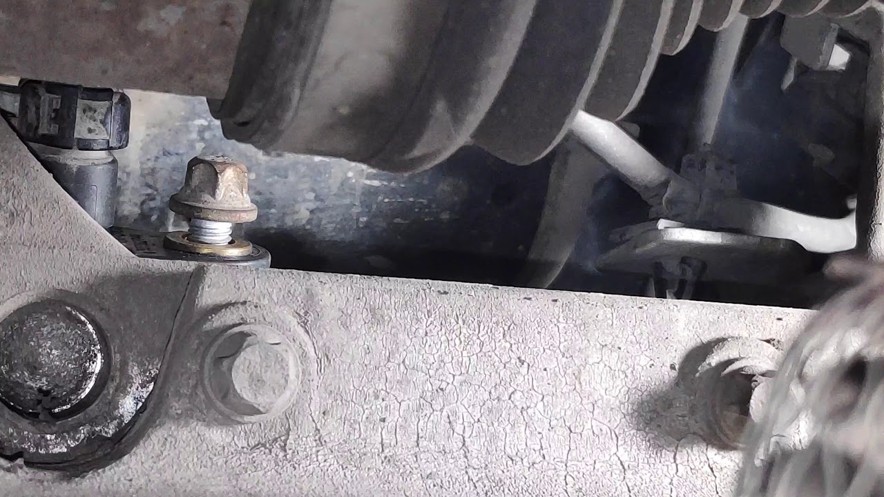 Crankshaft Sensor Corsa E location. P0335. Czujnik położenia wału