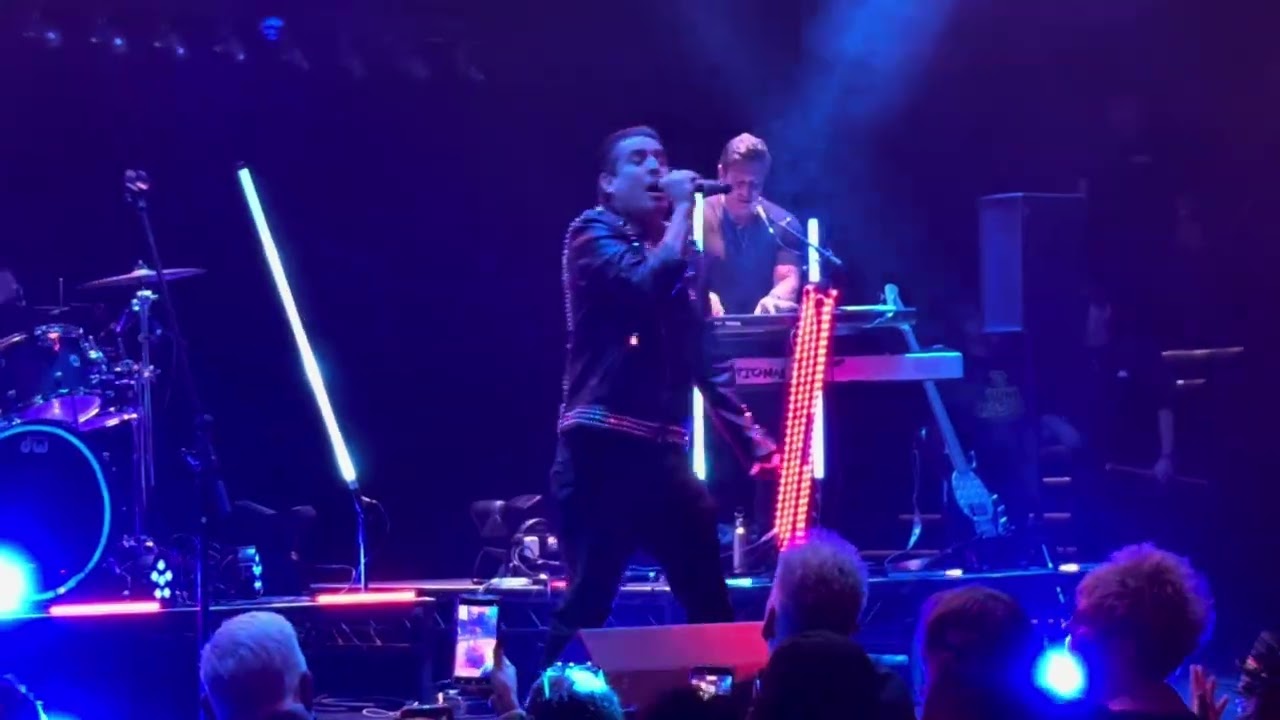 Brian Soto in Devotional singing Martin Gore’s Compulsion at the DM Convention on 12/14/25. 