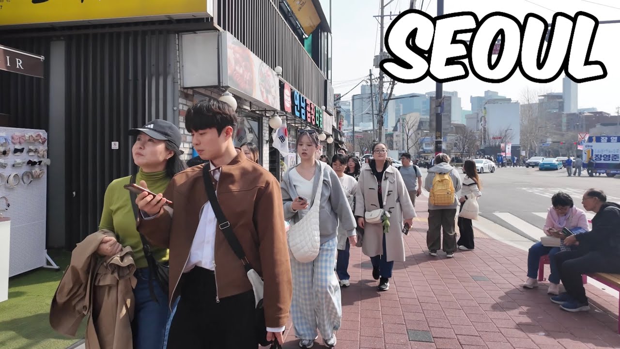 Hongdae Street Walking tour. Seoul City Korea 4k City Tour
