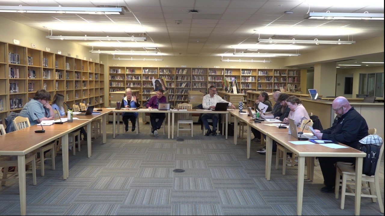 Budget Committee (Art 4, 10 & 11) - Hampden Academy Library