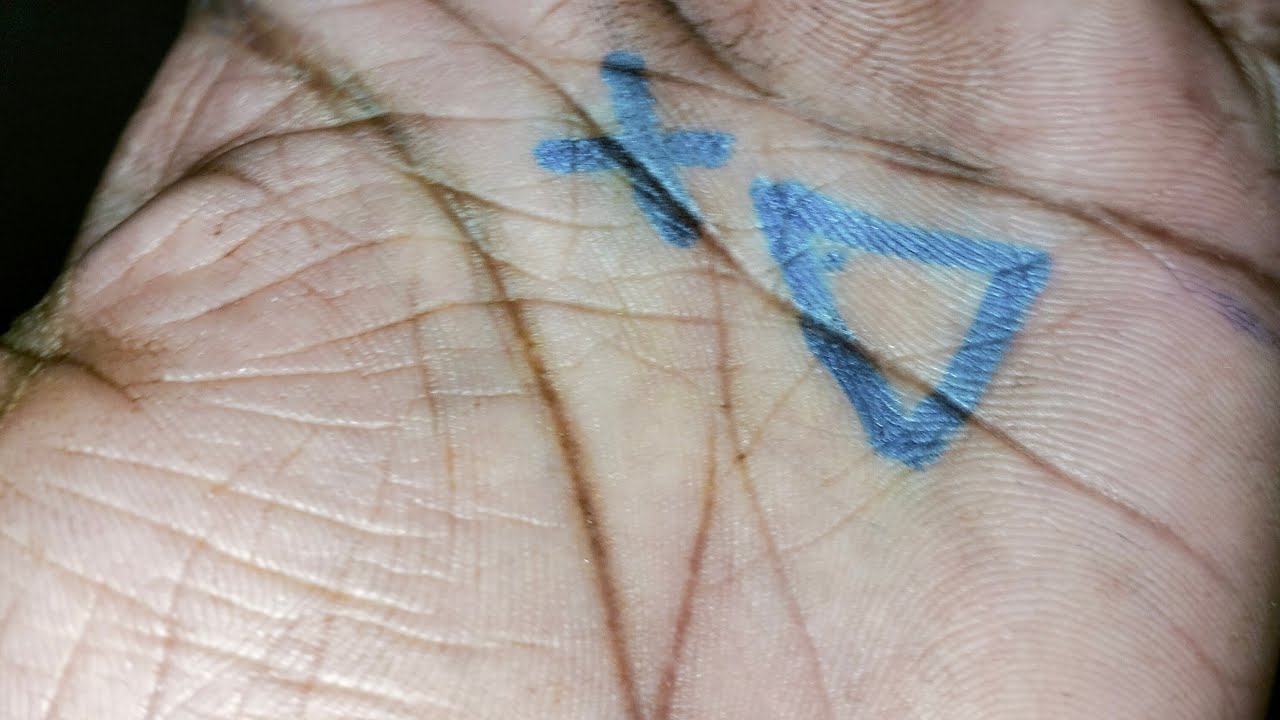 palmistry is live