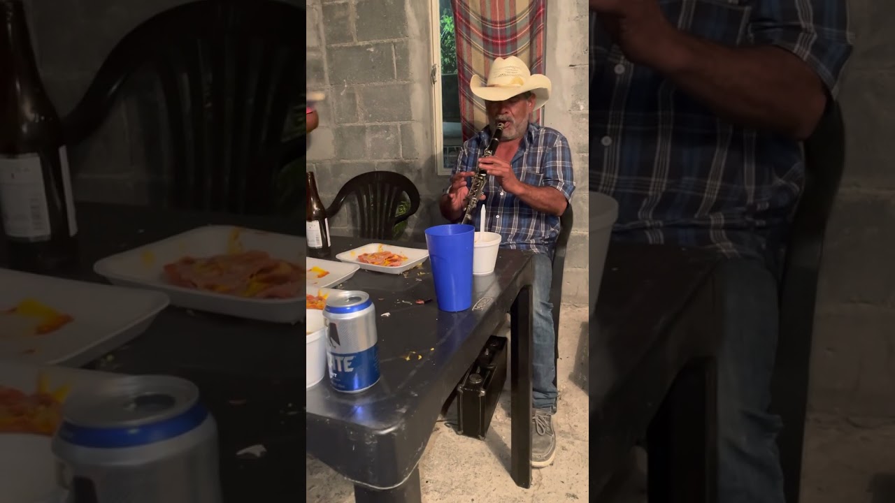 Otro palomazo con el misa prado tocando Lambada🥁🎶🍻