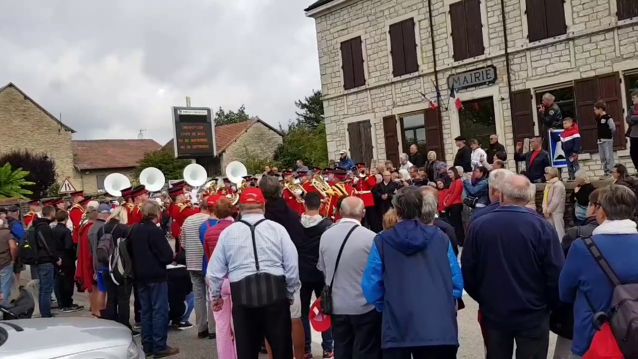 Flora Band Rijnsburg Streetparade Porcieu