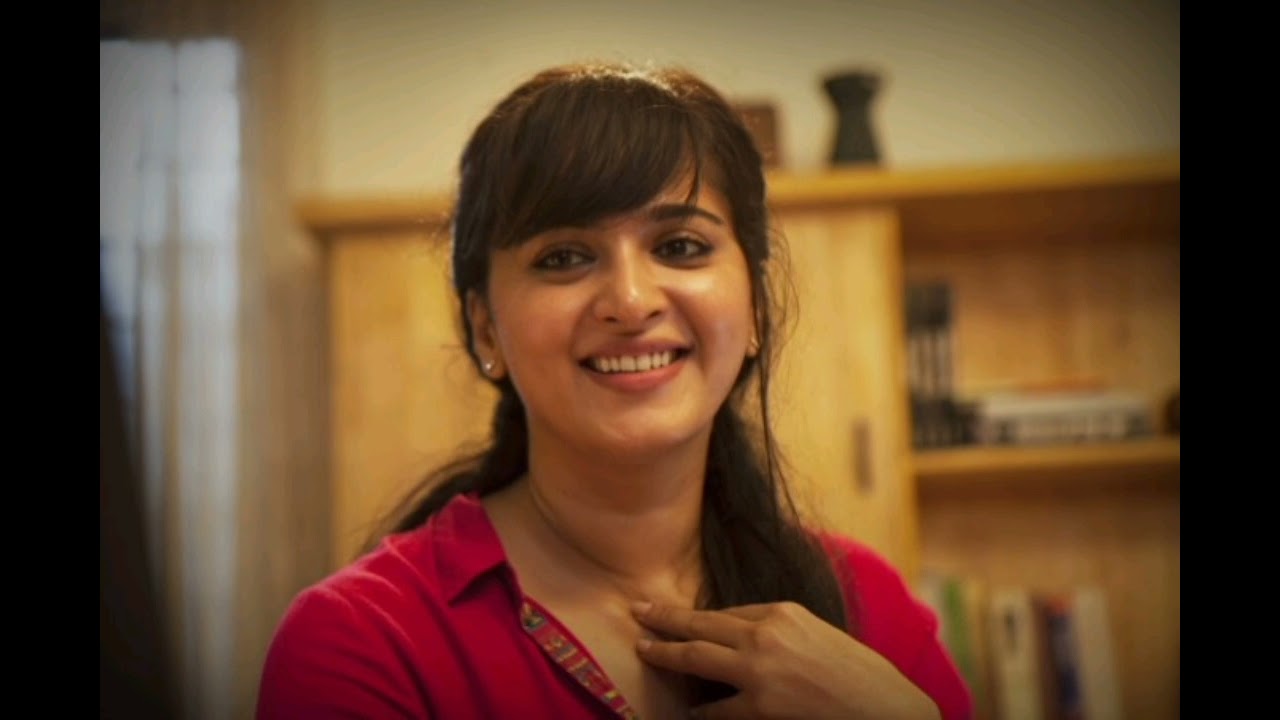 Idhayathai Yedho Ondru HD karaoke