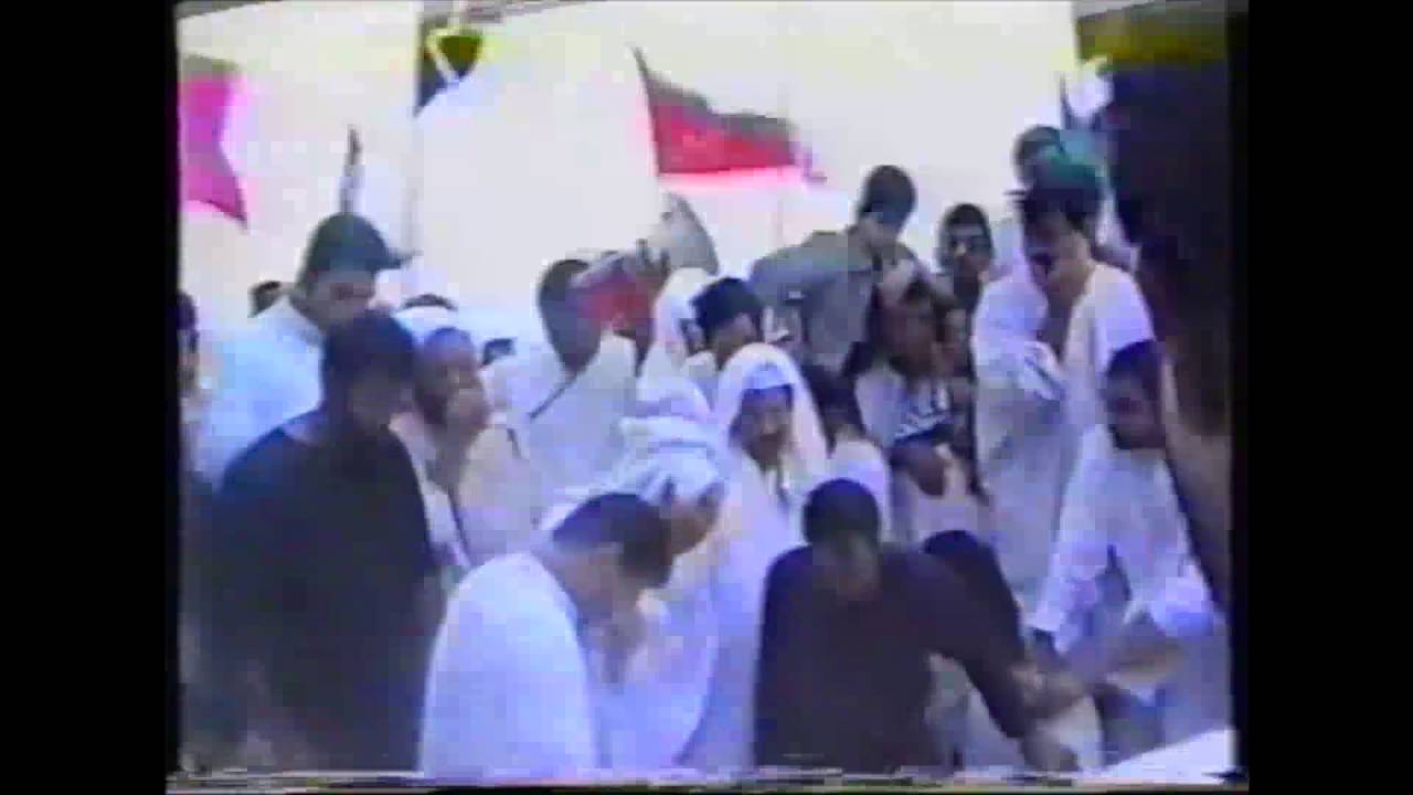 تشييع الشيخ عبد الحميد الخطي (10) -  موارة الشيخ لمثواه الأخير