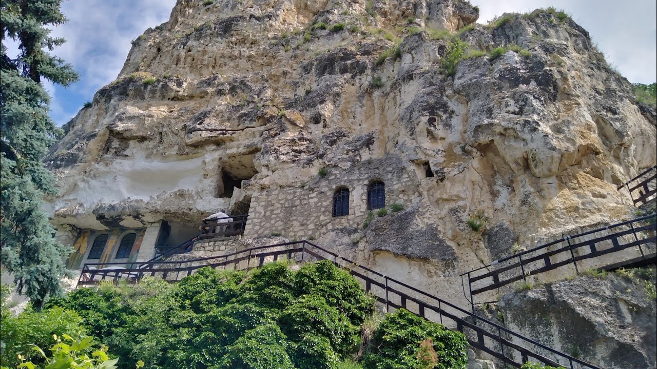 Excursii cu Vlad (Manastirea Basarbovo)#Bulgaria