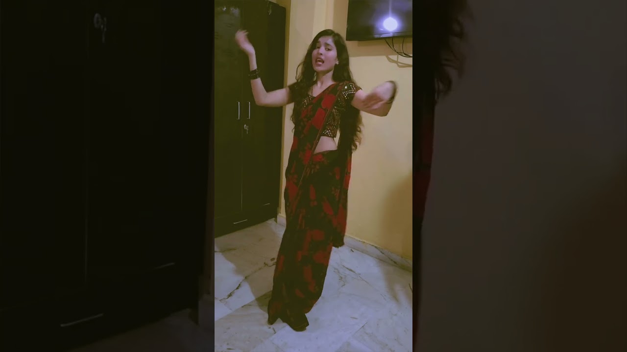Dil deewana bekarar hone laga h #dance #bollywoodsongs #dilbekaraar #johnabraham