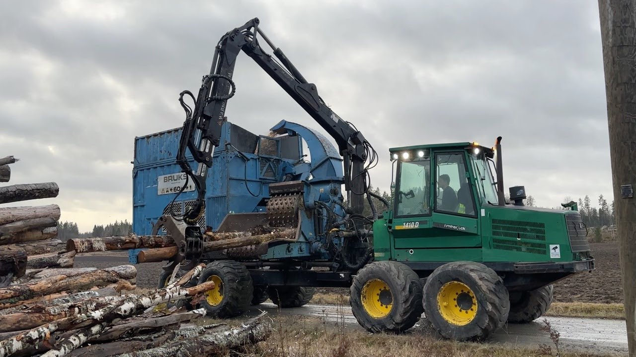 Köp Skotarburen flishugg Timberjack 1410 D med flishugg Bruks 805 på Klaravik