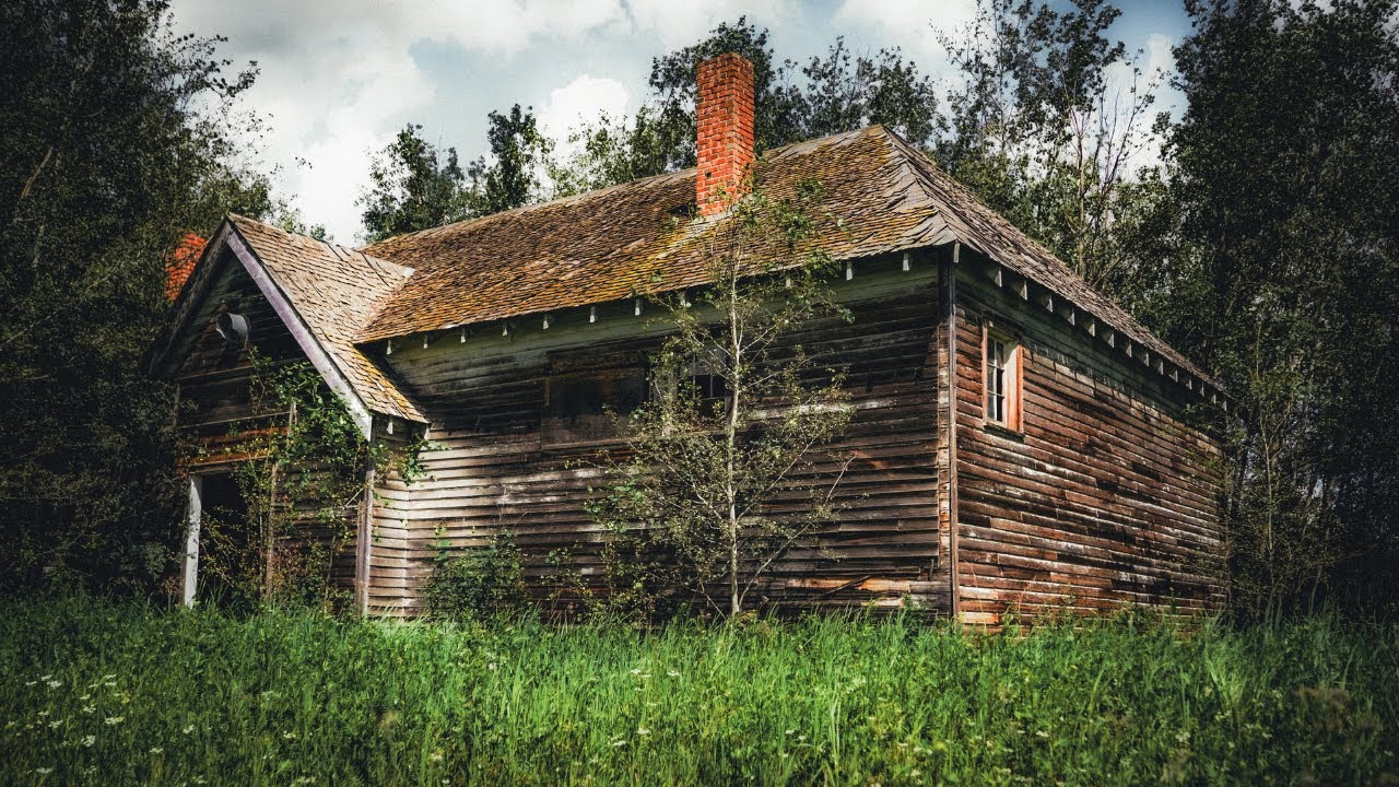 Google Earth Led Me To This Abandoned Structure Hidden For Decades【4K】