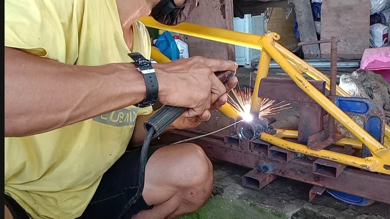 welding with my DIY frame/DIY BMX FRAME🔥🔥🔥
