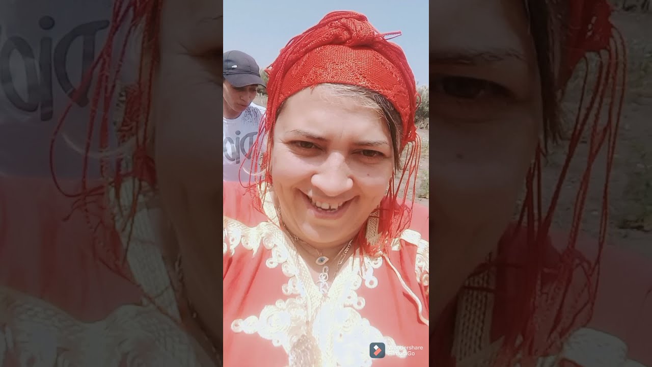 🤣كيفاش دوزنا اليوم تاني عيد الفظر في العروبية ركبنا على الحمار او قلبنا انا او ختي 🤣