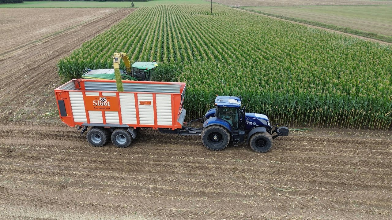 Loonbedrijf Sloot BV in de maïs!