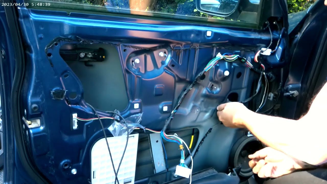 Subaru forester window regulator / motor replacement