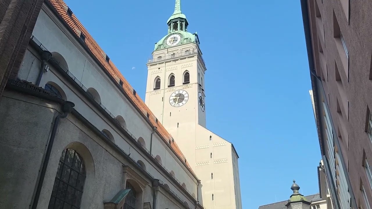 München (D-BY) Stadtpfarrkirche St.Peter Jubiläumsglocke und Festgeläut