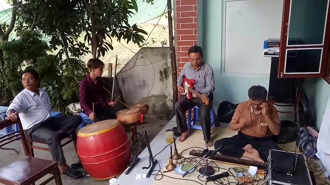 Tấu nhạc: tình cha. Đoàn nhạc hiếu xã sơn đà