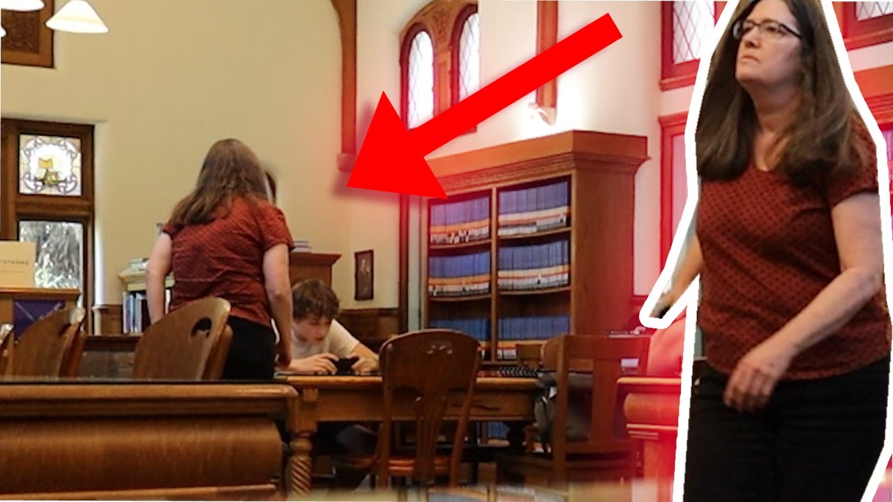 Being Loud in Library Prank!