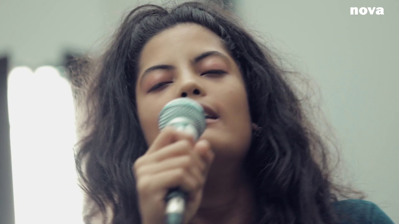Ibeyi - Waves | Live Plus Près de Toi