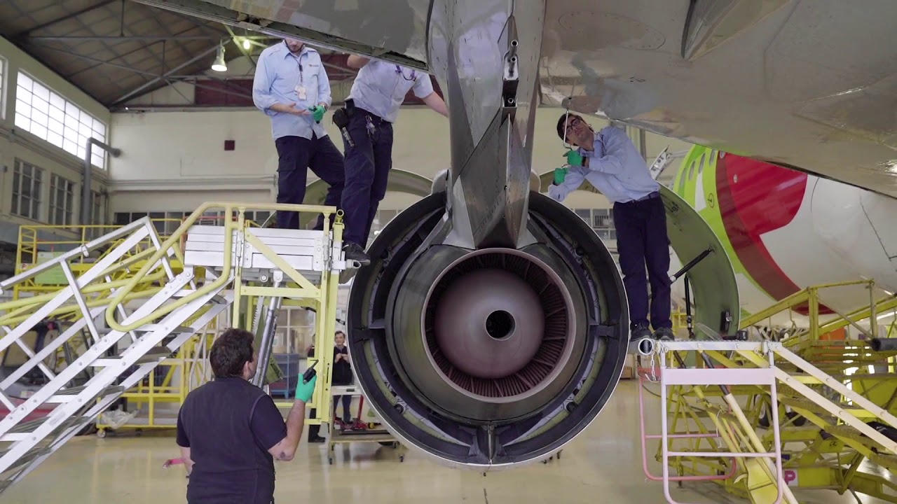 Técnicos Manutenção de Aeronaves.